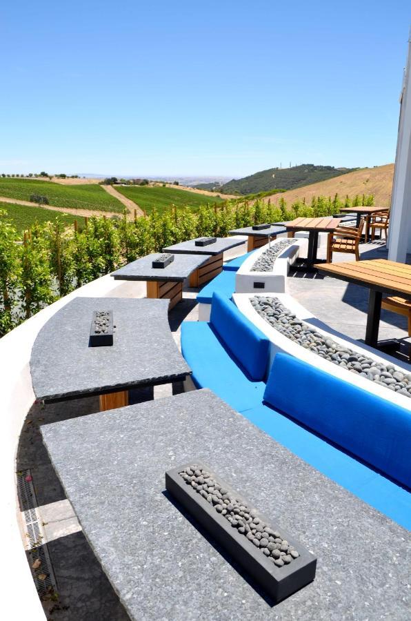 פאסו רובלס Sirena Vineyard Resort מראה חיצוני תמונה