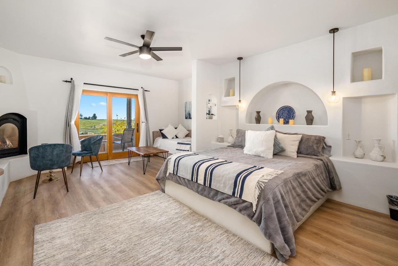 פאסו רובלס Sirena Vineyard Resort מראה חיצוני תמונה