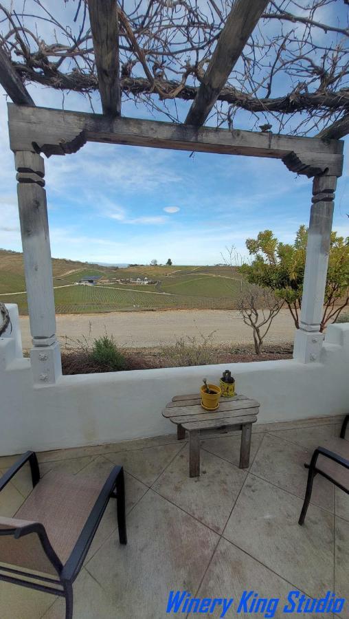 פאסו רובלס Sirena Vineyard Resort מראה חיצוני תמונה
